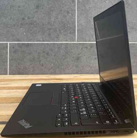 Ноутбук: Lenovo Think Pad T 490s/i5-8265U/8Gb. 256Gb. 14" FHD IPS. Київ