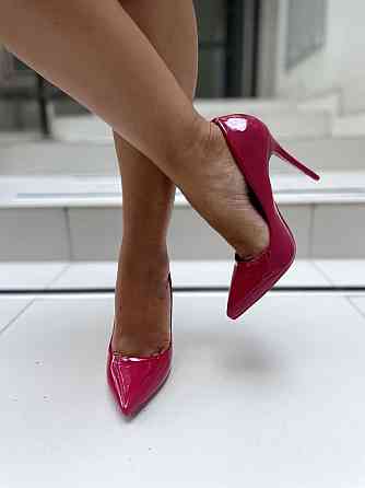 Comer Туфлі жіночі COMER малинові еко-лак каблук 11см 37р. (4963) Коломия