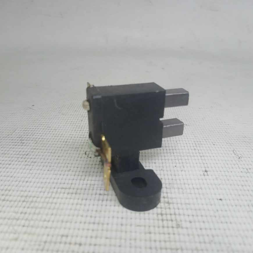 Щетки бензогенератора (2-3,5 кВт) (пластмассовый корпус) Мукачево - изображение 1