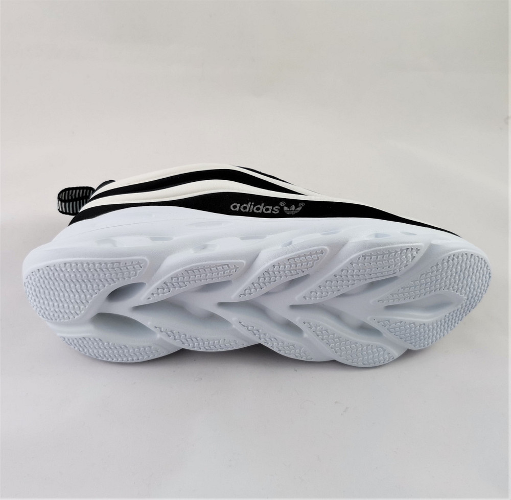 Кросівки Adidas Air Boost Білі Чорні Чоловічі Адідас (розміри: 42) Відео Огляд Дніпро - фото 5