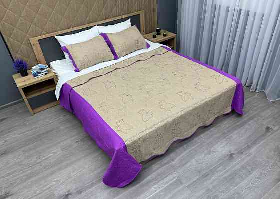 Покривало стьобане з наволочками Expo Trade листя 220x220 (+-10 см) бежевий з лавандовим (85-148) Київ