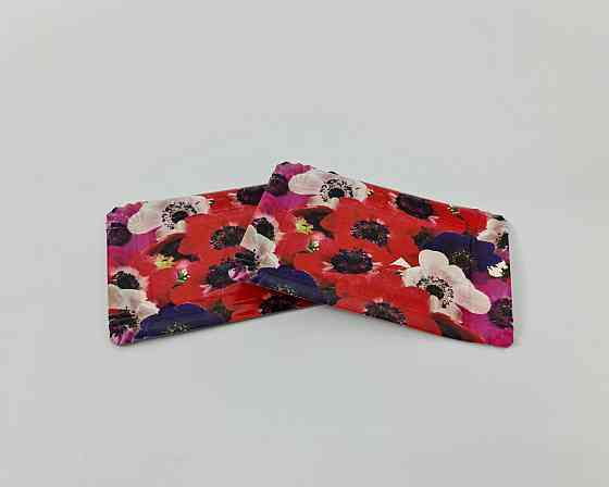 Тарелки праздничные бумажные 15* 22см