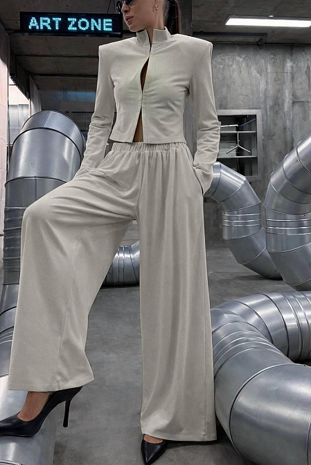 Жіночий стильний повсякденний костюм із замшільника дайвінгу Айворі, 44/46 Одеса - фото 2