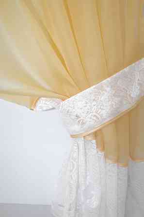 Кухонный комплект VR-Textil № 085к шторки с ламбрекеном золотистый с белым 270х170 см (52-0408) Киев