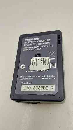 Оригінальний зарядний пристрій Panasonic Lumix DE-A42 Battery Charger (товар вживаний) Луцьк