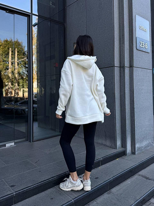 Женская теплая кофта оверсайз с капюшоном на молнии турецкий флис Молочный, 46/48 Одесса - изображение 3