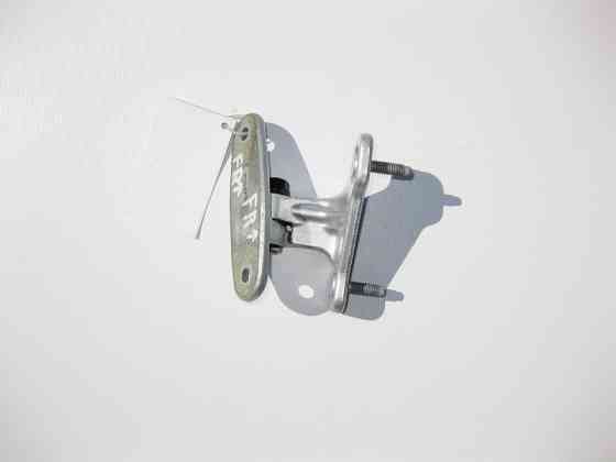 Mercedes-Benz  A2047201637 Верхня петля передніх правих дверей E-Class W212 C-Class W204 Одеса