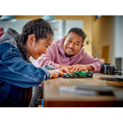 Конструктор LEGO Speed Champions Автомобіль для перегонів Aston Martin Aramco F1® AMR24 (77245) Вінниця - фото 10