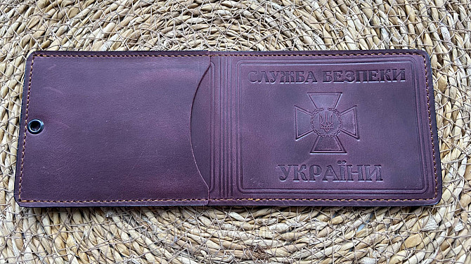 Кожаная обложка на удостоверение СБУ з шевроном Бордовый Киев - изображение 4