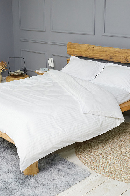 Комплект постільної білизни Ideal Textile страйп сатин білий Сімейний смужка 1 см Чернівці - фото 5