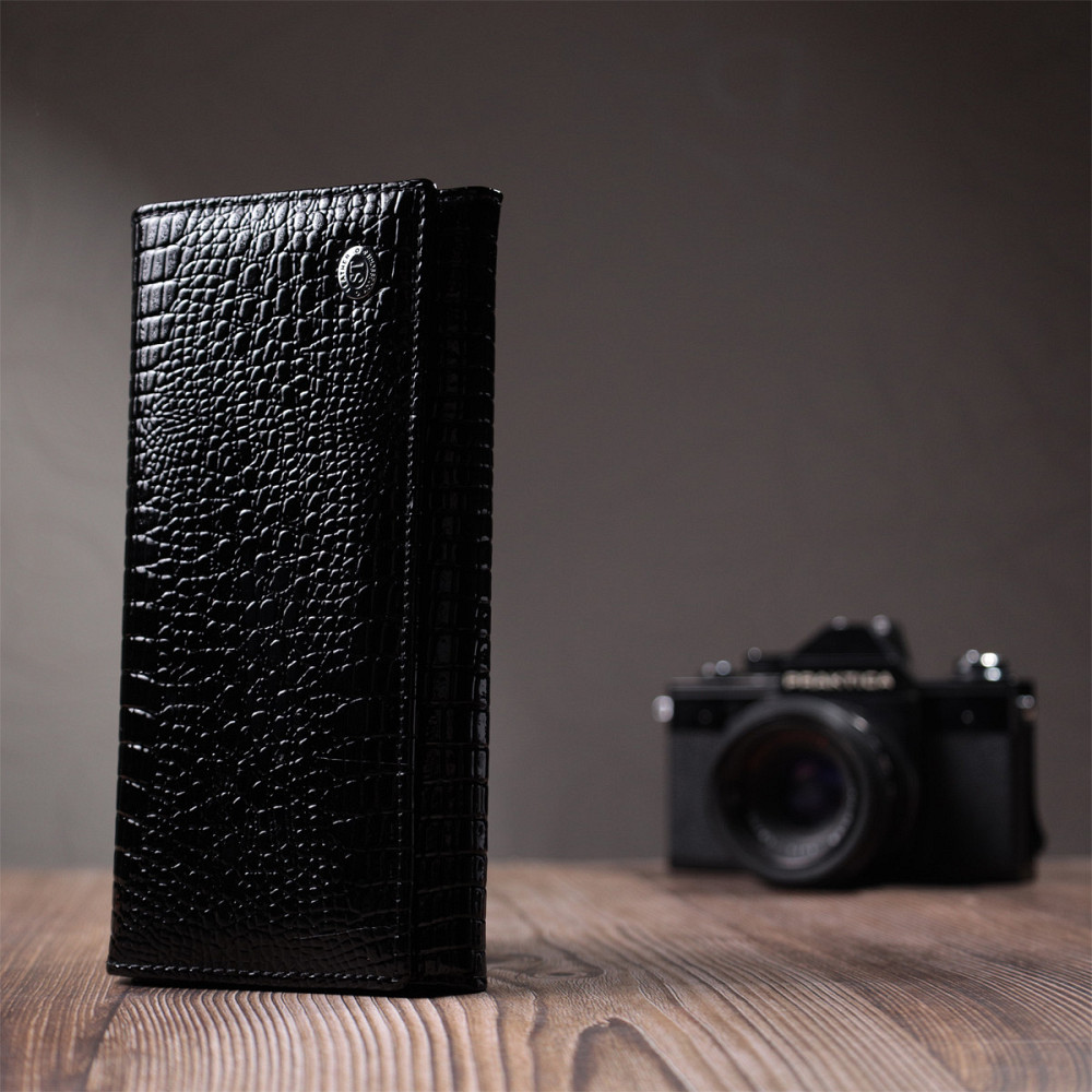 Женский лакированный кошелек с фактурой под рептилию из натуральной кожи ST Leather 22718 Черный Киев - изображение 3
