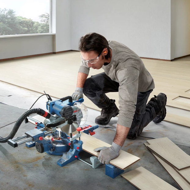 Торцювальна пила Bosch Professional GCM 254 D 1800 Вт, диск 254 мм, лазер, протяжка 310 мм Київ - фото 8