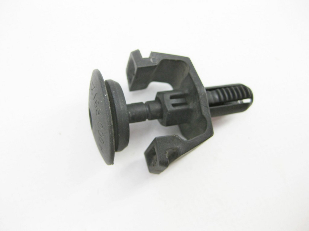 Mercedes-Benz  A0009912195 Кліпса кріплення радіатора SLK/SLC R172 CLA Shooting Brake X117 CLA C117 GLA X156 GLE W167 GLE Coupe C167 A-class W176 S-cl Одеса - фото 13