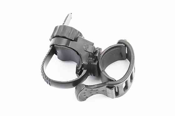 Кріплення ліхтаря на кермо велосипеда, регульоване, пластмасово-гумове, крепл. на хомуті, чорне Київ