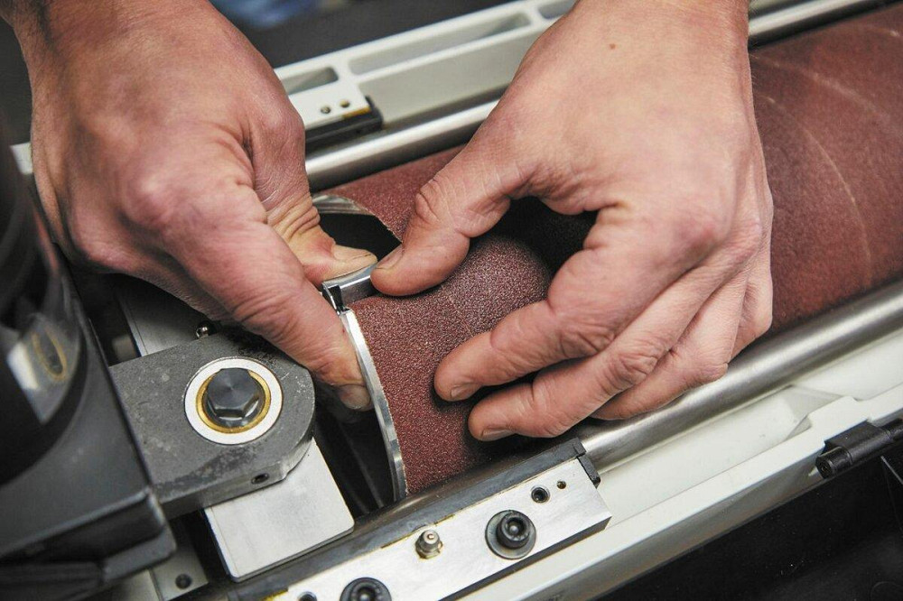 Шліфувальний барабанний верстат JET JWDS-2244OSC-M з осциляцією 230В, 2,3(1,3)кВт, стрічка 75мм (2М) Одеса - фото 3