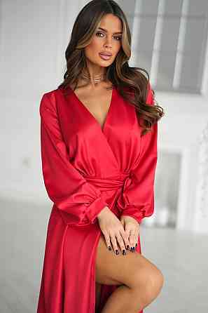 Жіноча сукня з запахом, з атласу Одеса