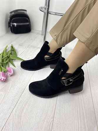 Женские ботинки 2018-1 черные эко-замша высота каблука 4 см размеры 37 и 40 (1239) Коломыя