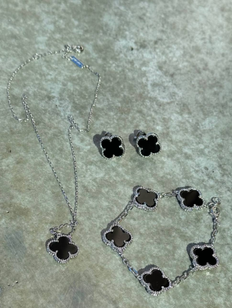 Van Cleef набір 3 предмети / чорна емаль, покриття срібло 925 / підвіска, сережки, браслет Одеса