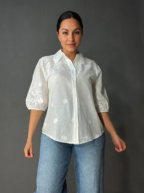 Сорочка жіноча A-N 8132 мереживо вишивка на ґудзиках короткий пишний рукав біла, білий, L Київ - фото 11