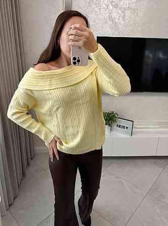 Жіночий романтичний светр із закотом машинне в'язання Жовтий Одеса