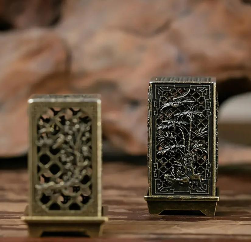 Изящный вертикальный держатель для благовоний 