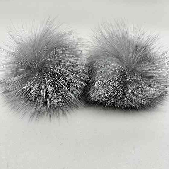 Помпон из натурального меха блюфрост 15-16 см Серый Харьков