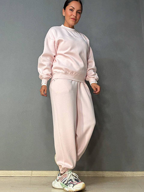 Костюм женский A-N 27063 свитшот и джогеры оверсайз с вышивкой пудра, пудра, S Киев - изображение 16