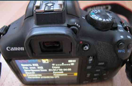 Фотоаппарат Canon 1300D - FHD , Wi-Fi + сумка. Киев