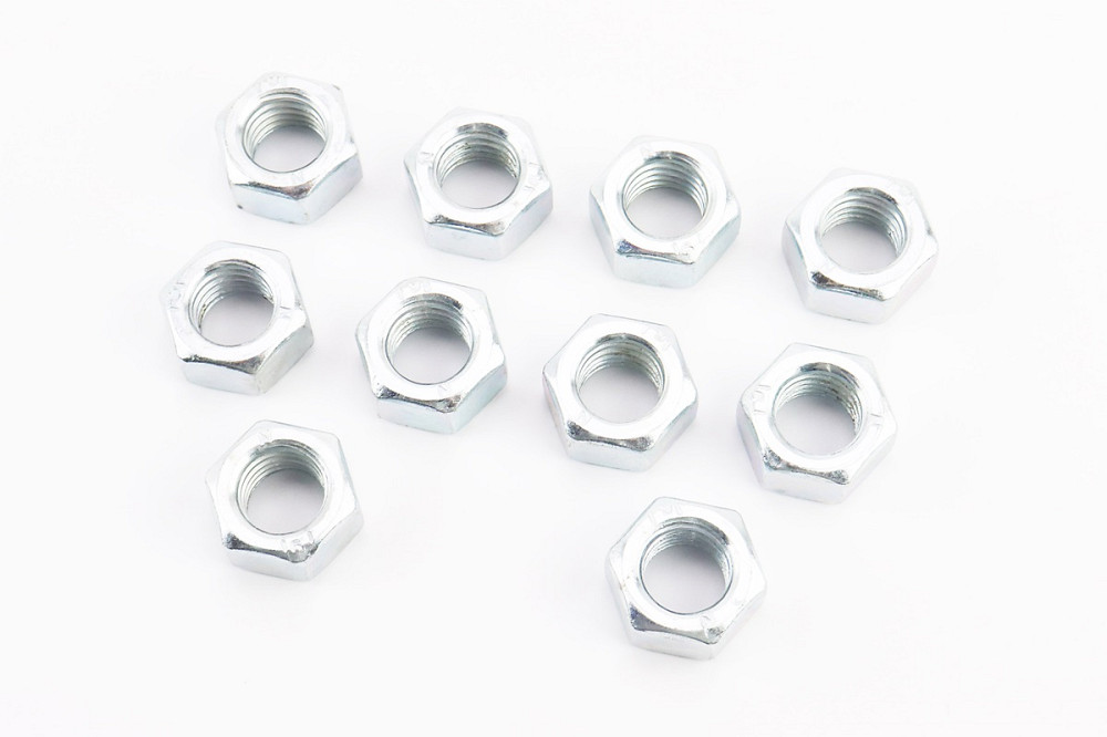 Гайка М18x2,5 6 цб DIN934, к-кт 10шт Київ - фото 1