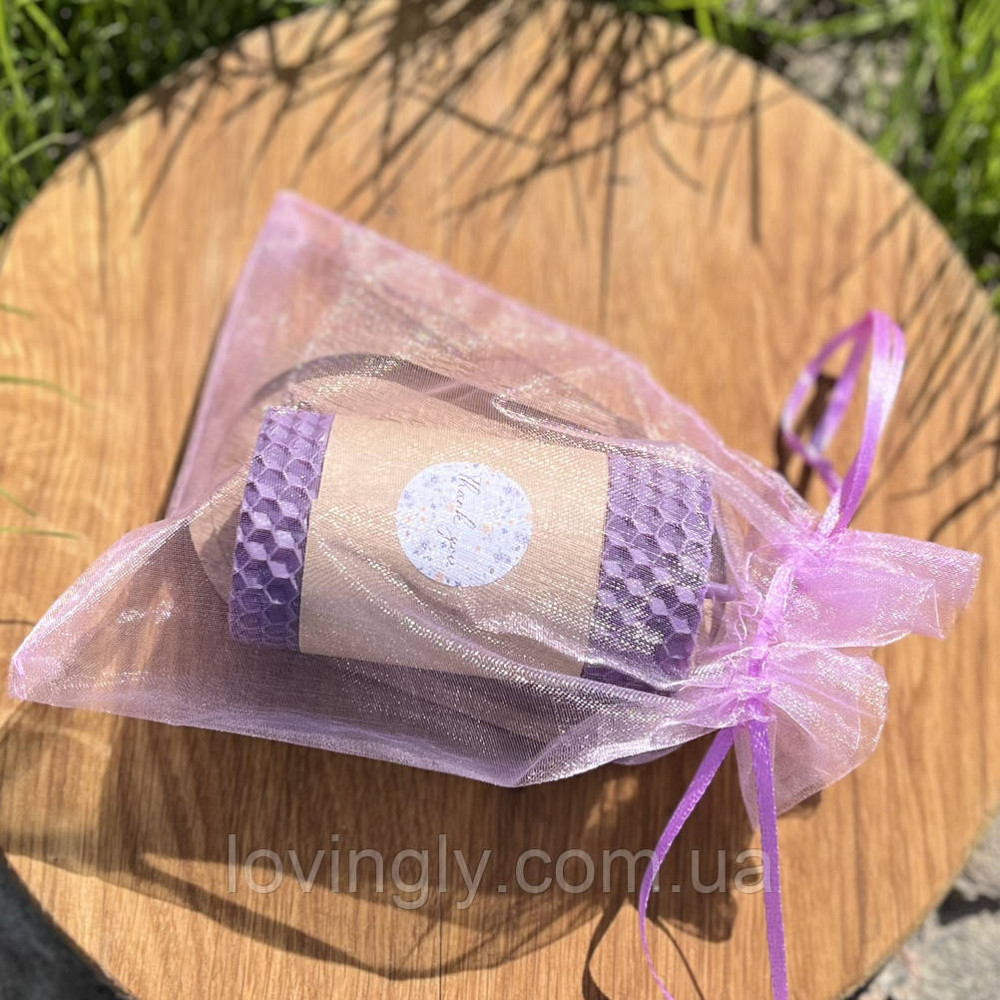 Свеча из вощины лавандового цвета на деревянной подставке. Ирпень - изображение 4