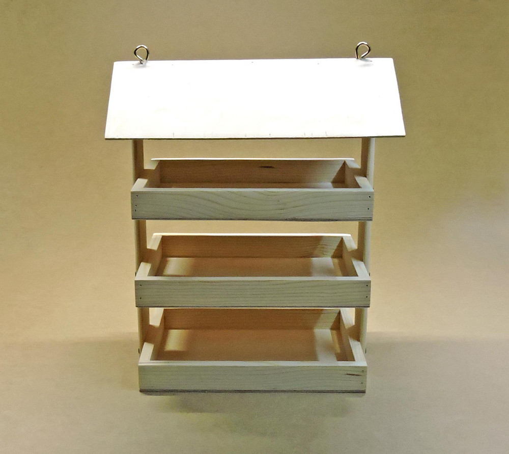 Кормушка садовая для птиц 