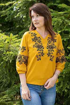 Вышиванка женская, льняная, горчичная, топ 44/46 Киев