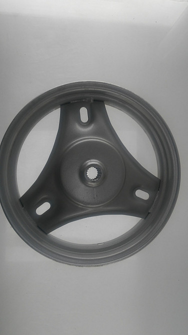 Диск колеса скутер  Suzuki AD50   (зад, металл ) Мукачево - изображение 1