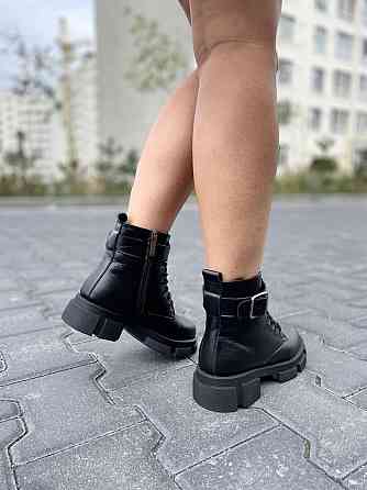 Molly Черевики жіночі MOLLY чорні натуральна шкіра зима висота 13 см (5165) Коломыя