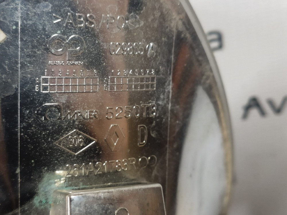 Накладка протитуманної фари права Renault Megane III 2008-2015 (261A21783R) Ковель - фото 2