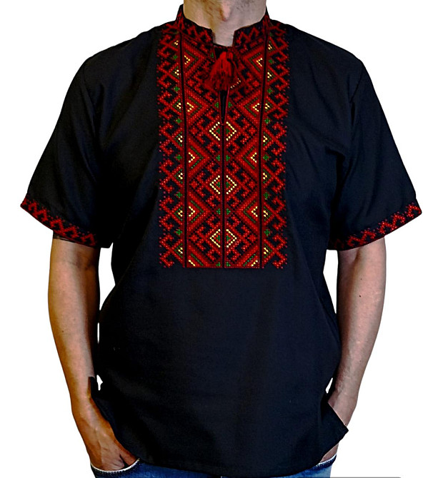 Чорна чоловіча вишиванка із домотканого полотна із червоним орнаментом на грудях. Київ - фото 3