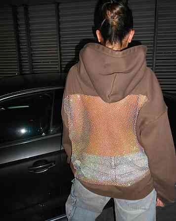 Женский стильный оверсайз худи с блестящей сеткой на спине трехнить на флисе + сетка Капучино Одесса