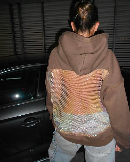 Жіночий стильний оверсайз худі з блискучою сіткою на спині тринитка на флісі + сітка Капучино Одеса - фото 2