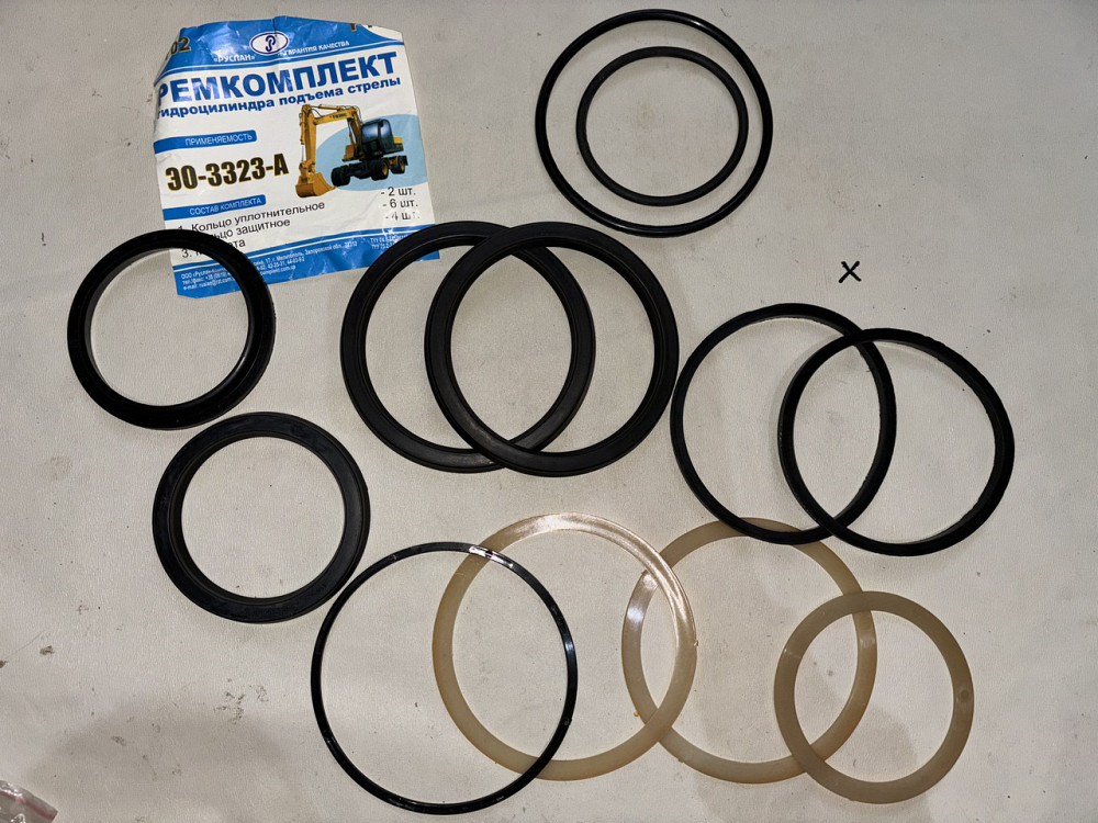 Ремкомплект гідроциліндру підіймання стріли ЕО-3323-А. Русан. Харків - фото 1