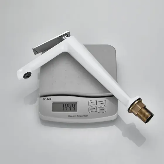 Смеситель латунный дизайнерский для умывальника однорычажный кран WanFan Белый Хром Каменец-Подольский