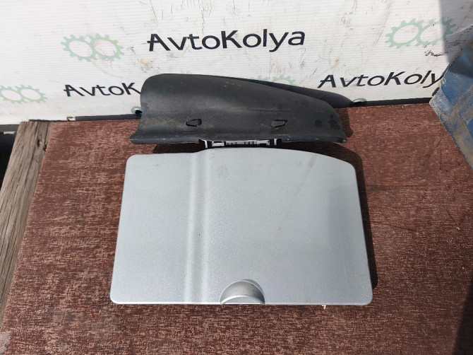 Лючок бензобака Renault Trafic II 2001-2013 (8200030800) Ковель - фото 1