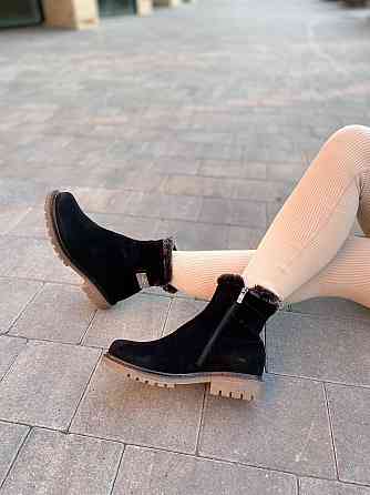 Черевики жіночі D and V чорні замшеві зимові 39р. (2189) Коломия