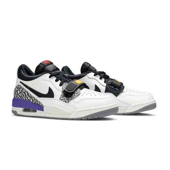 Мужские Кроссовки Nike Jordan Белые Кожаные Джорданы Найк (размеры: 41,42,43,44,45) Видео Обзор Днепр