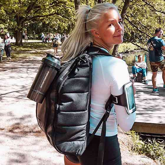 Шейкер спортивный SmartShake Original2GO One 800 мл Black с отсеком для добавок и карабином Киев