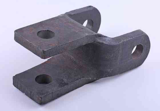 Тяга прицепного устройства нижняя ДонгФенг 240/244 Мукачево