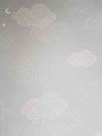 Шпалери флізелінові дитячі Lutece Tartine et Chocolat небо хмари хмари зорі місяць білі на сіро блакитному Київ