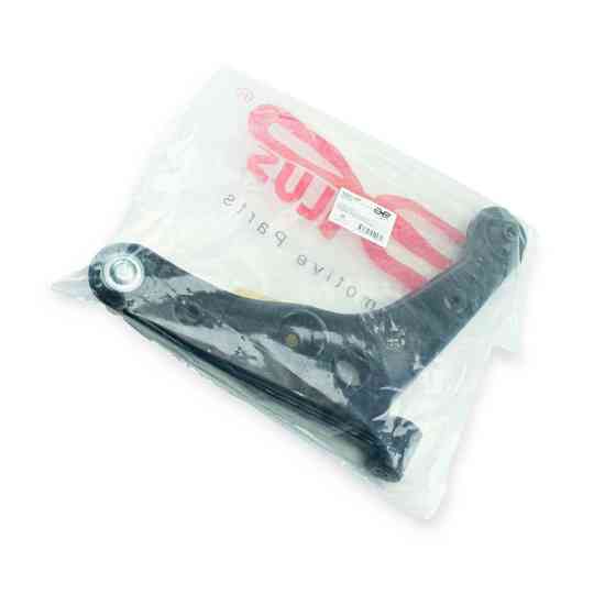 Важіль підвіски Мітсубісі Лансер IX лівий L передній Мукачево