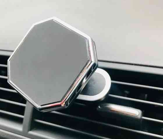 Тримач для телефону магнітний у машину Вінниця