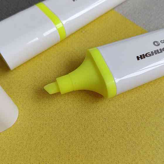 Текстмаркер "Centropen" клин. Highlighter Style 1-4,6мм жовтий Київ