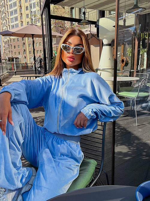 Жіночий стильний повсякденний костюм із ніжного велюру Блакитний, 42/44 Одеса - фото 9